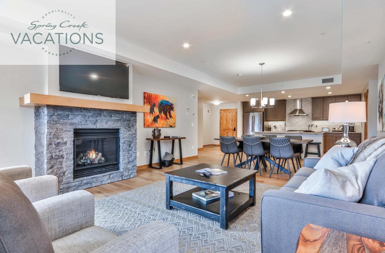 White Spruce Lodge By Spring Creek Vacations Канмор Номер фото