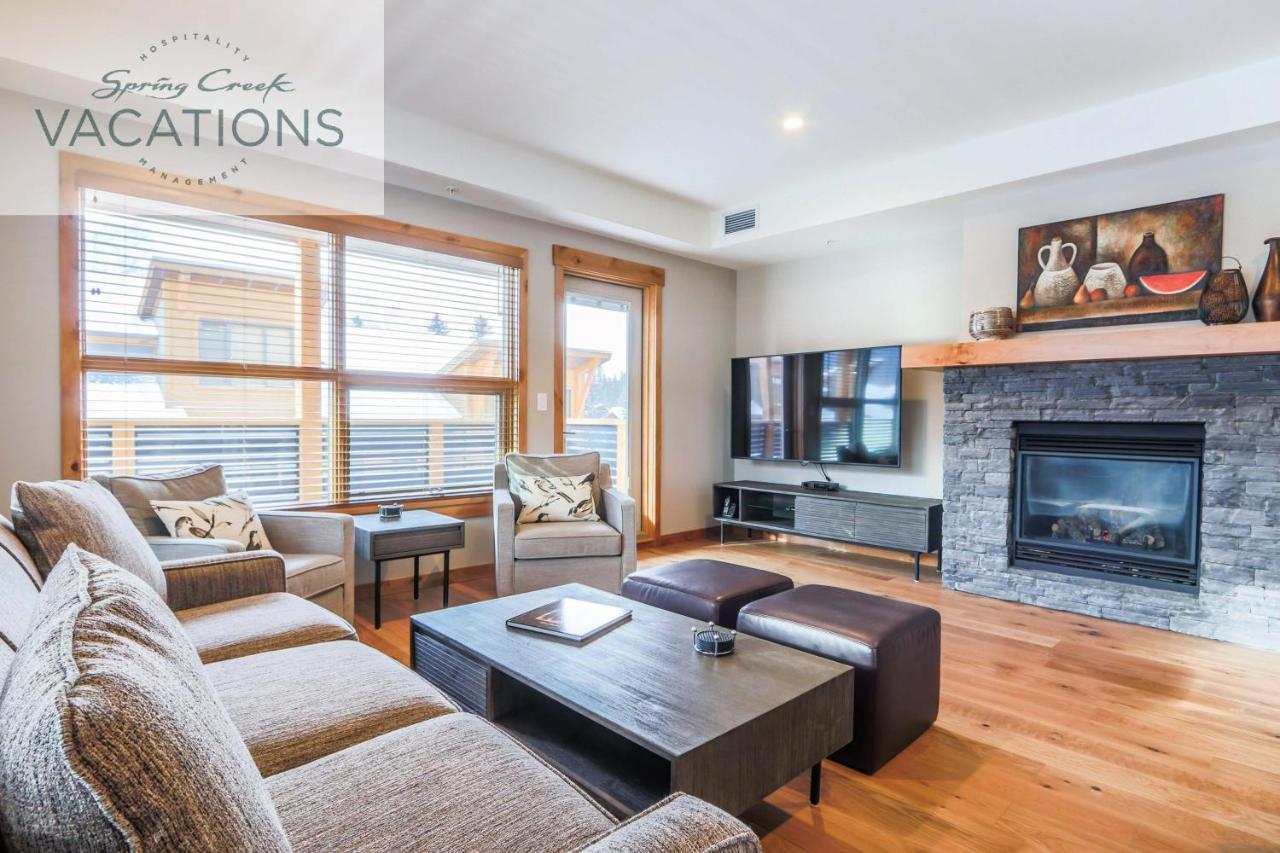 White Spruce Lodge By Spring Creek Vacations Канмор Номер фото